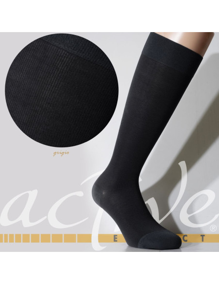 Graduated compression 120 den. cotton knee-high Elly CR9105