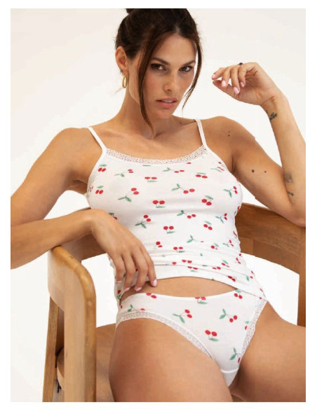 Woman bamboo set with lace top and briefs Magic Dream 8901 Woman bamboo set with lace top and briefs Magic Dream 8901
