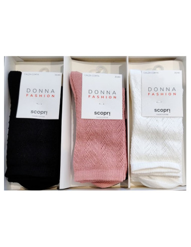 Group 3 perforated warm cotton short socks Scopri Prisco Crizia