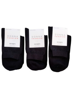 Group 3 warm cotton short socks with strass Scopri Prisco Dots